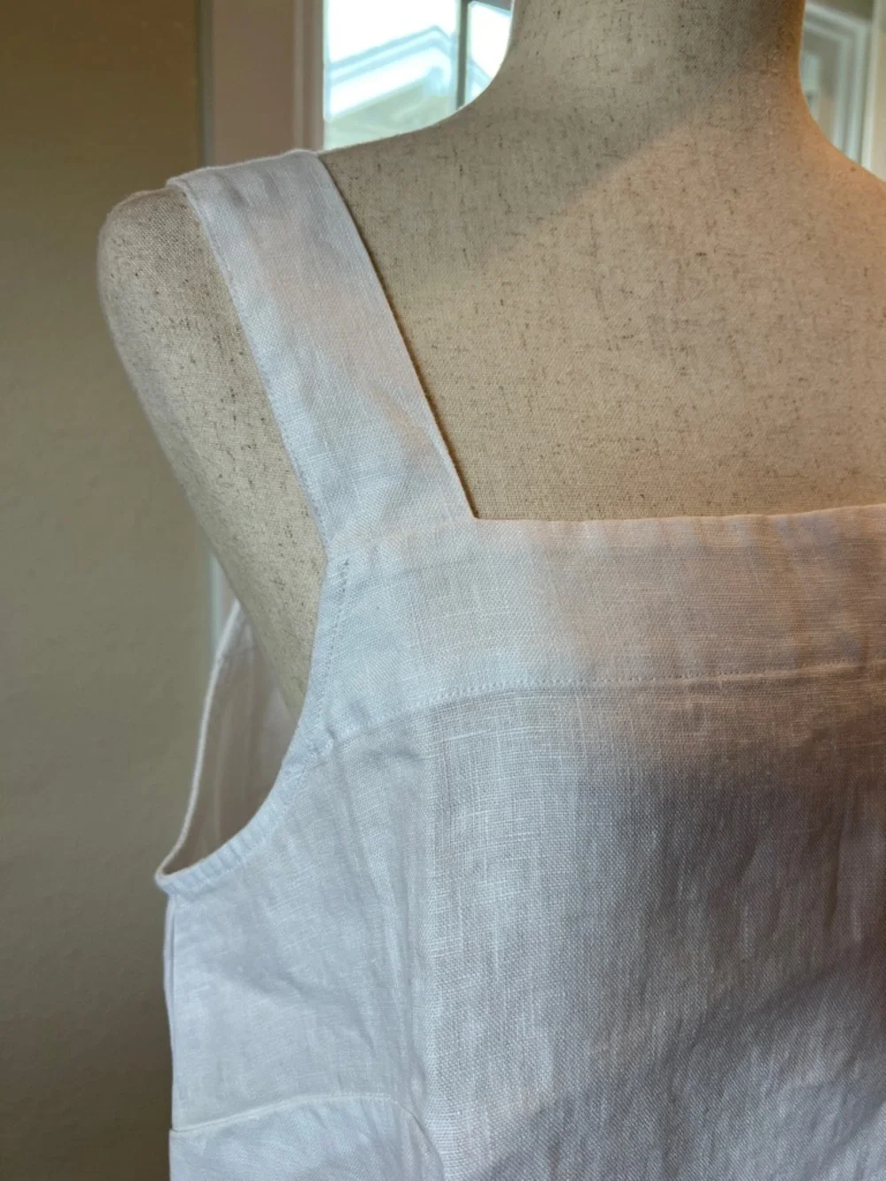 MagicLinen Olinda Tank Top White Square-Neck 100% Linen. Size L. NWT - Picture 8 of 10